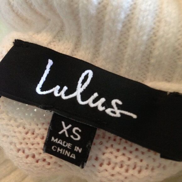Lulus Over-Size Long Sleeve Sweater XS (Note) - Picture 3 of 5